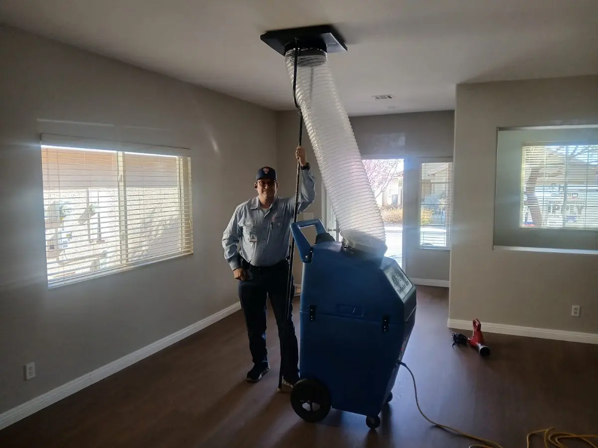Professional AC Repair work inside a Santa Ana home